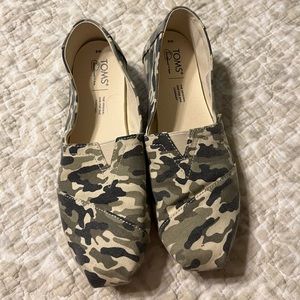 Toms Alpargata Camo Slip-on